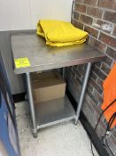 24IN X 24IN X 36IN STAINLESS STEEL TABLE