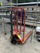 MANUAL PALLET JACK