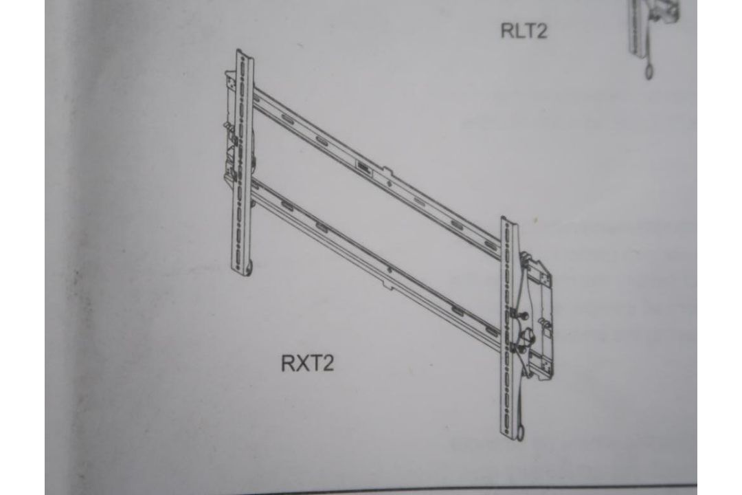 Chief universal tilt TV mount - Image 2 of 2
