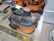 Rigid 4 gal wet/dry vacuum