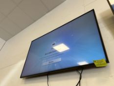 50IN DISPLAY W/ MOUNT