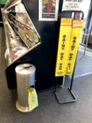 GROUP OF ASSORTED ITEMS