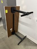 60IN X 30IN X 29IN DESK