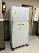 GENERAL ELECTRIC HOUSEHOLD REFRIGERATOR