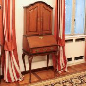Small walnut trumeau Italy, 19th century
