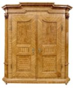 Großer Hallenschrank, Süddeutschland, Bodenseeraum, letztes Drittel 18. Jh.