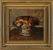 Mann, K.: Bouquet of flowers in an earthenware pot