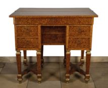Kleines Bureau 