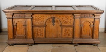 Truhe, alpenländisch, 17. Jh.