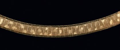 Bandcollier, 20. Jh.