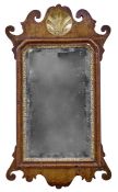 Kleiner George II.-Wandspiegel, England, um 1750