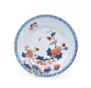 Small Imari Plate for Export, China, Qing Dynasty - circa 1800