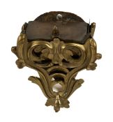 Kleines barockes Weihwasserbecken, 18. Jh.