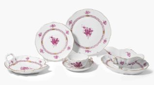 Herend, Tafelservice "Apponyi in Purpur"