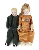 Puppenpaar um 1880, Brustblatt-Köpfe,