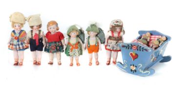 8 Stubenkinder Porzellan, um 1925/30,