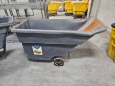 (4) Rubermade Trash Totes