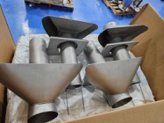 Lot of 4 Forming Horns