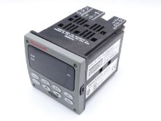HONEYWELL DC2500-EE-1A0R-210-00000-00-0 TEMPERATURE CONTROLLER