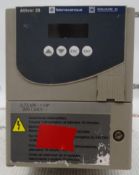 SCHNEIDER ELECTRIC ATV28HU18M2 DRIVE