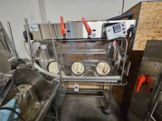 La Calhene 3 Glove Transfer Chamber Isolator