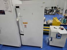 Frigidaire Model FFFU17FFFU17 Refrigerator