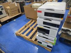 Agilent 1200 Series 7-piece HPLC System