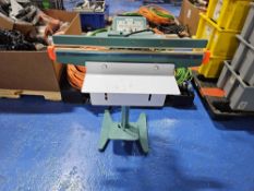 Pedal Sealing Machine