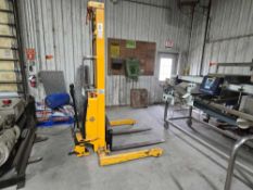 Uline H-5440 Semi-Electric Straddle Stacker