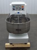 Globe Food Equipment GSM175 175 Lbs Spiral Mixer