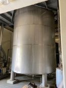 SS Insulated Vertical Holding Tank Floor Mounting