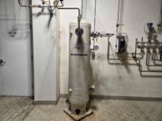 Vertical Compressed Air Pressure Tank