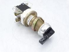 New ALLEN BRADLEY 800H-JP18KB7AAXX SERIES C SWITCH