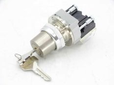 New ALLEN BRADLEY 800T-H32A SERIES T SWITCH