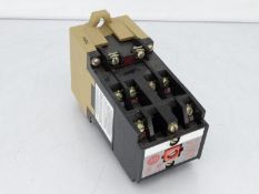Used ALLEN BRADLEY 700-PK600A1 SERIES B RELAY