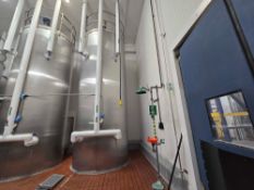 3500 Gallon Mueller Stainless Steel Pasteurizing Tank