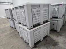 Lot of 6 Plastic Crates with Lid