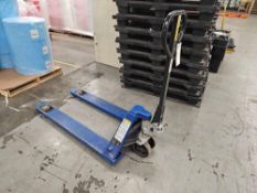 Uline H-7504 5500 Lb Pallet Jack