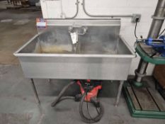 Stainless Steel Sink
