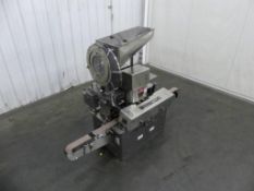 Resina U30 1126 In-line 6 Spindle Capper
