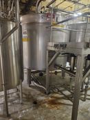 GTI 5,000 Liter Stainless Steel Tank w Manway