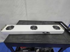 Overhead Ionizer Model 60468