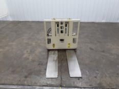 Cascade 35E-PS-433 Push/Pull Slip Sheet Loader
