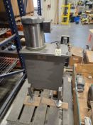 Reservoir with Leeson Washguard Motor