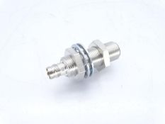 NEW BALLUFF BES 516-325-G-ES-C-S49 SENSOR - LOT OF 10