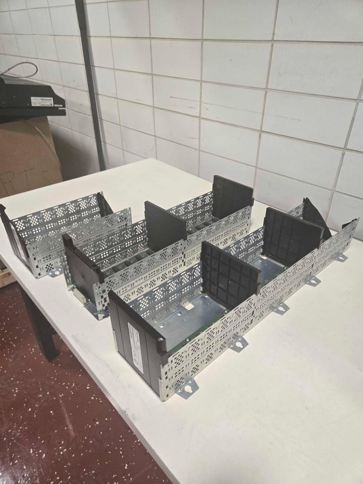 Allen-Bradley 1756 ControlLogix Chassis - Image 2 of 6