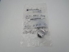 NEW ALLEN BRADLEY 800F-MN3G SERIES A PLC MODULE - LOT OF 10