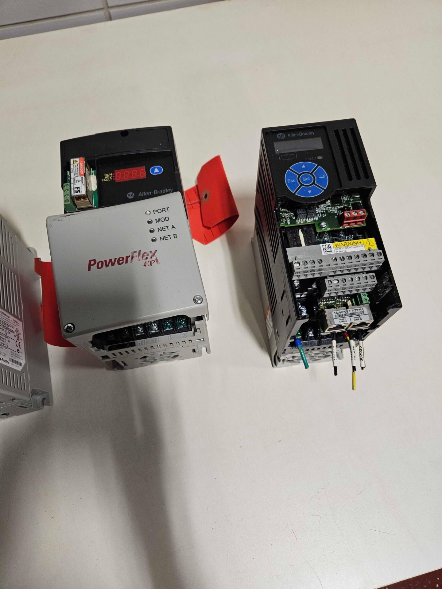 Lot of 6 Allen-Bradley PowerFlex 525 & PowerFlex 40 AC Drive - Image 5 of 11