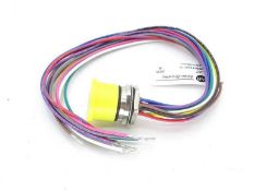NEW ALLEN BRADLEY 888M-F12AE-1F SERIES A RECEPTACLE - LOT OF 10