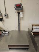 Ohaus Defender 3000 Table Top Scale